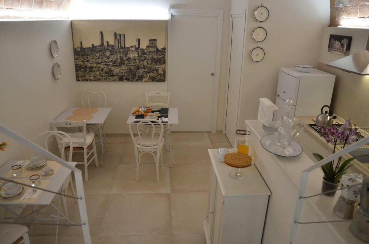 Il Nido Di Anna Hotel San Gimignano Bagian luar foto