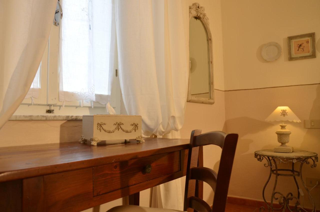 Il Nido Di Anna Hotel San Gimignano Bagian luar foto