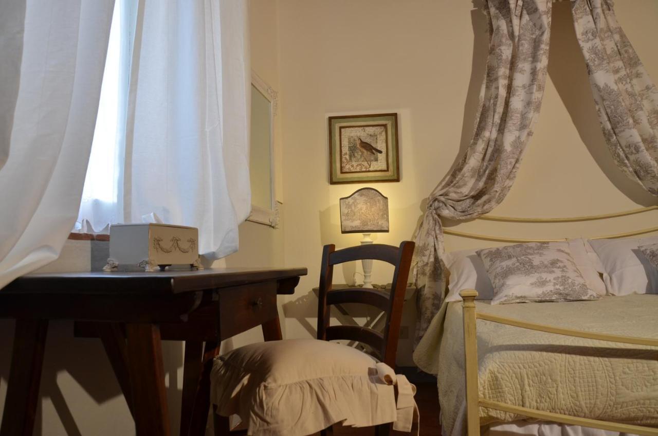 Il Nido Di Anna Hotel San Gimignano Bagian luar foto