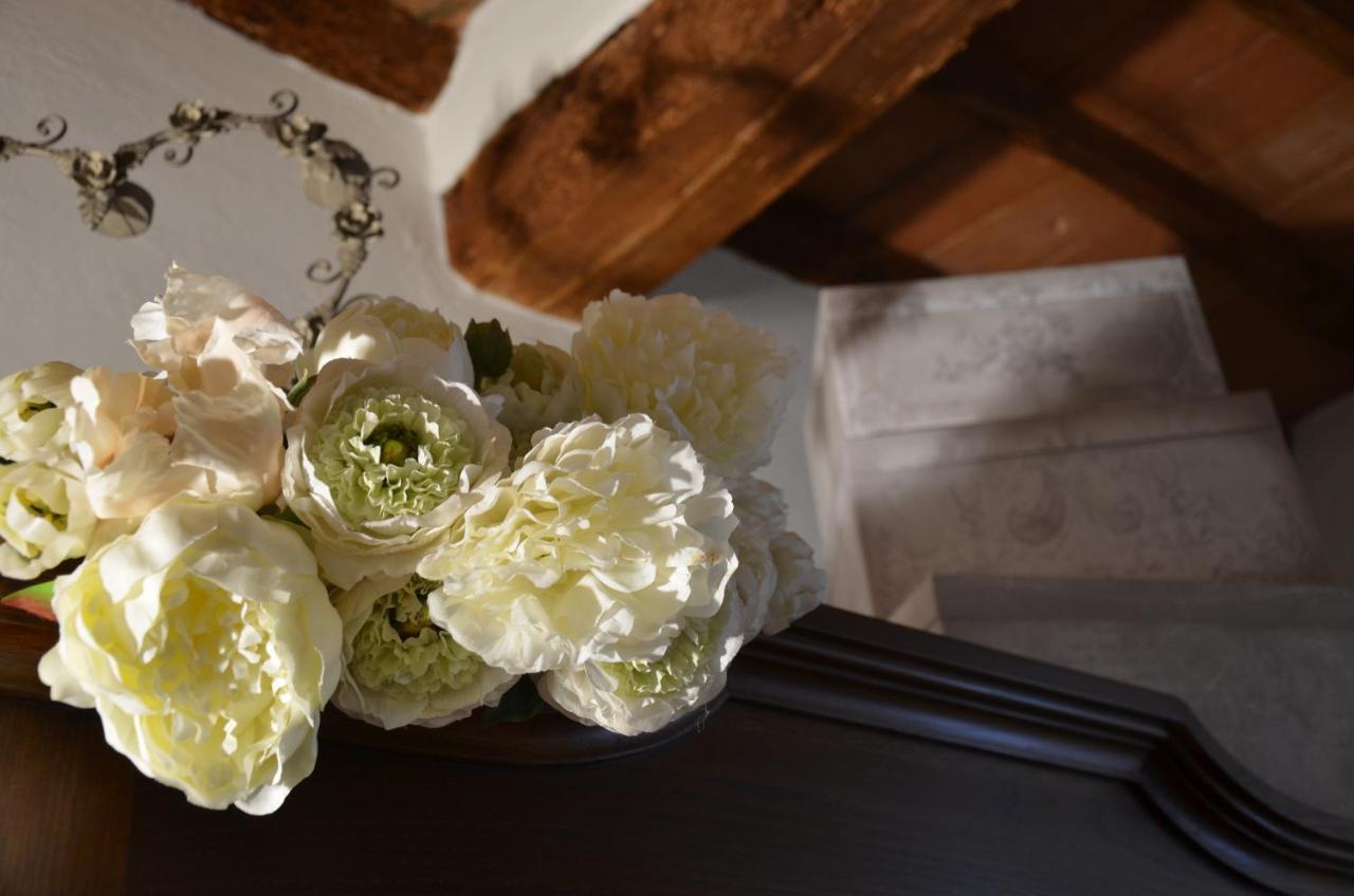 Il Nido Di Anna Hotel San Gimignano Bagian luar foto
